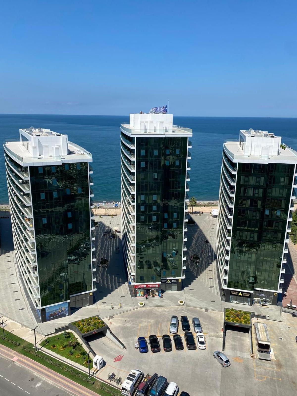 Апартаменты Marina Batumi Sea View Экстерьер фото